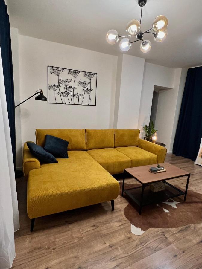 Apartment R&L Lazovna Apt 1 - Old Town And Parking Banska Bystrica Exterior photo